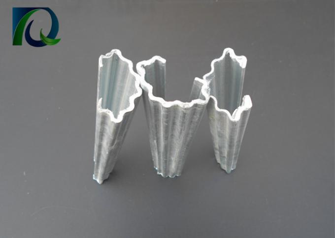Antirost-Metallweinberg-Gitter-Posten mit H formten Löcher für 1.6-3.0MM Draht